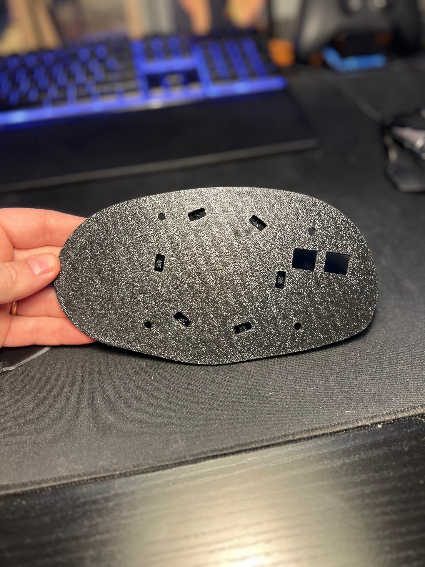 03-04 SVT Cobra Mirror Shake FIX