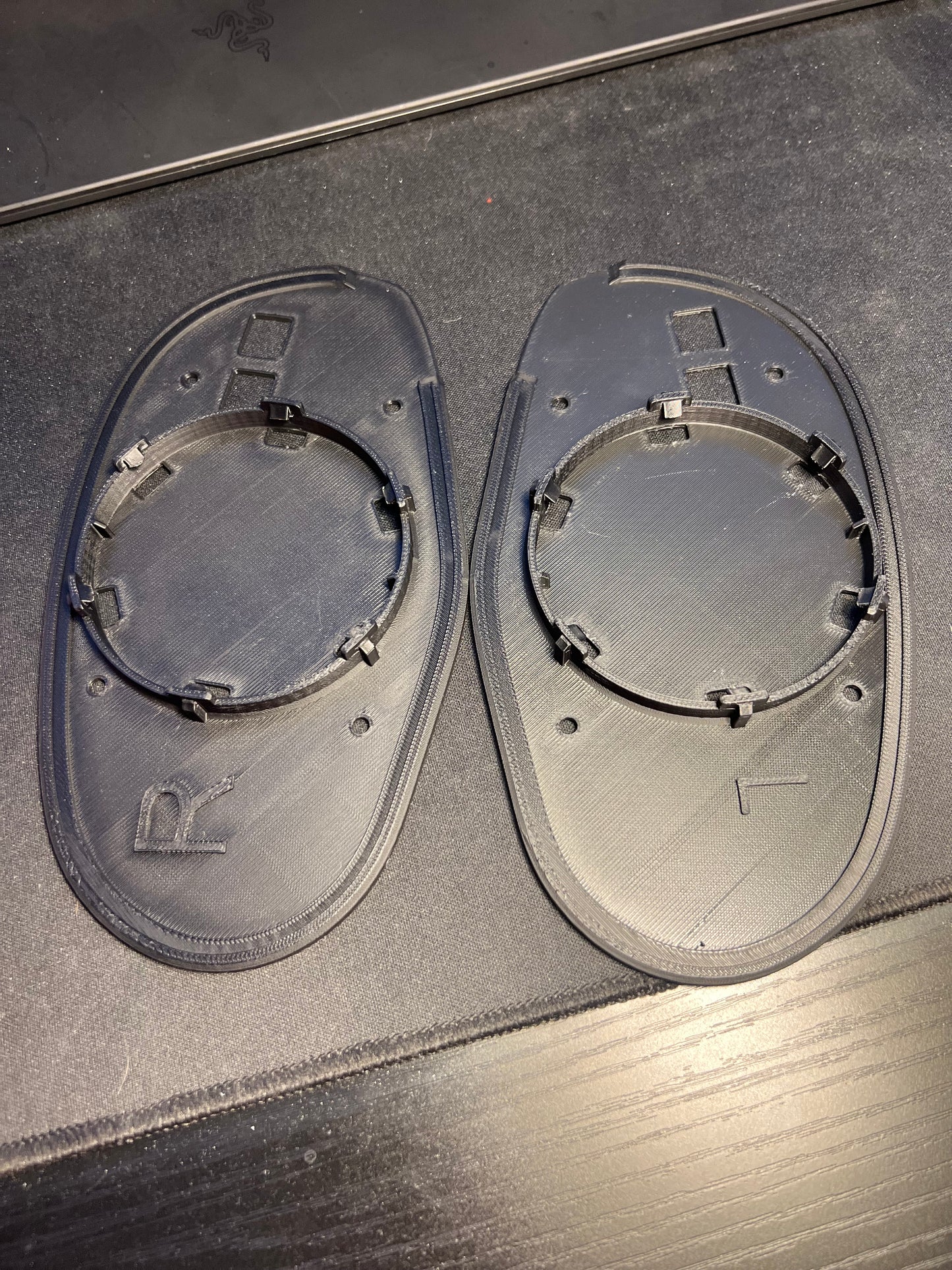 03-04 SVT Cobra Mirror Shake FIX