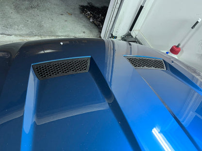 2003-2004 SVT "Terminator" Cobra Hood Vents (Honeycomb Pattern)